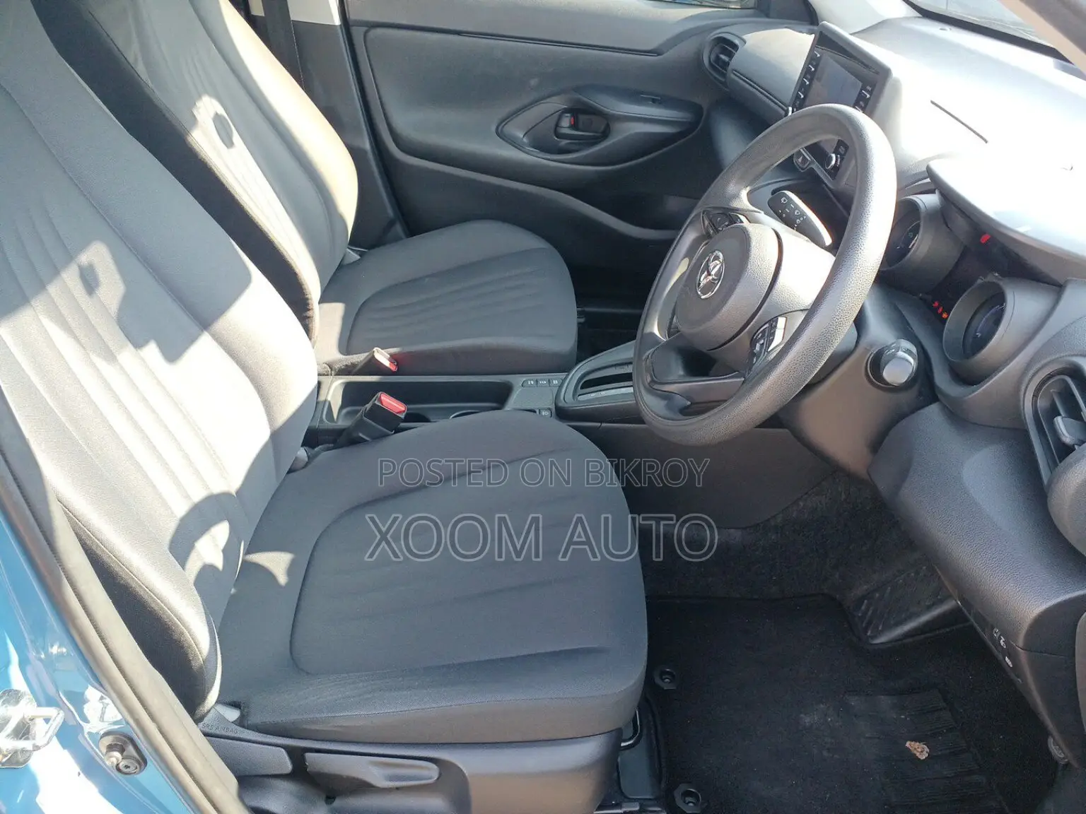 Toyota Yaris Cross X PKG BLUE COLOR 2021