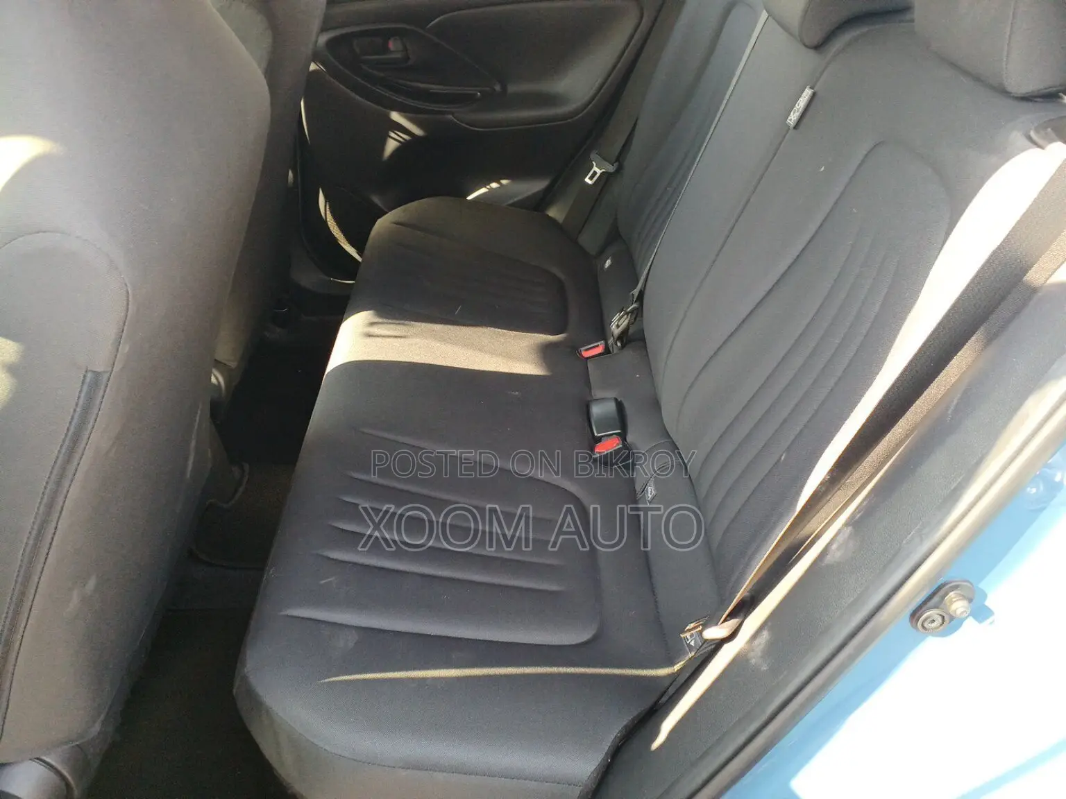 Toyota Yaris Cross X PKG BLUE COLOR 2021