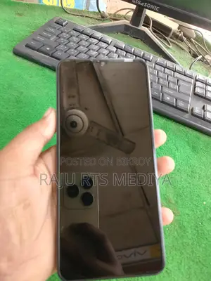 Realme C61 6/128 (Used)