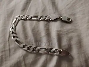 Silver bracelet over 2 bhori