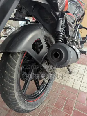 Bajaj Pulsar 150 . 2018