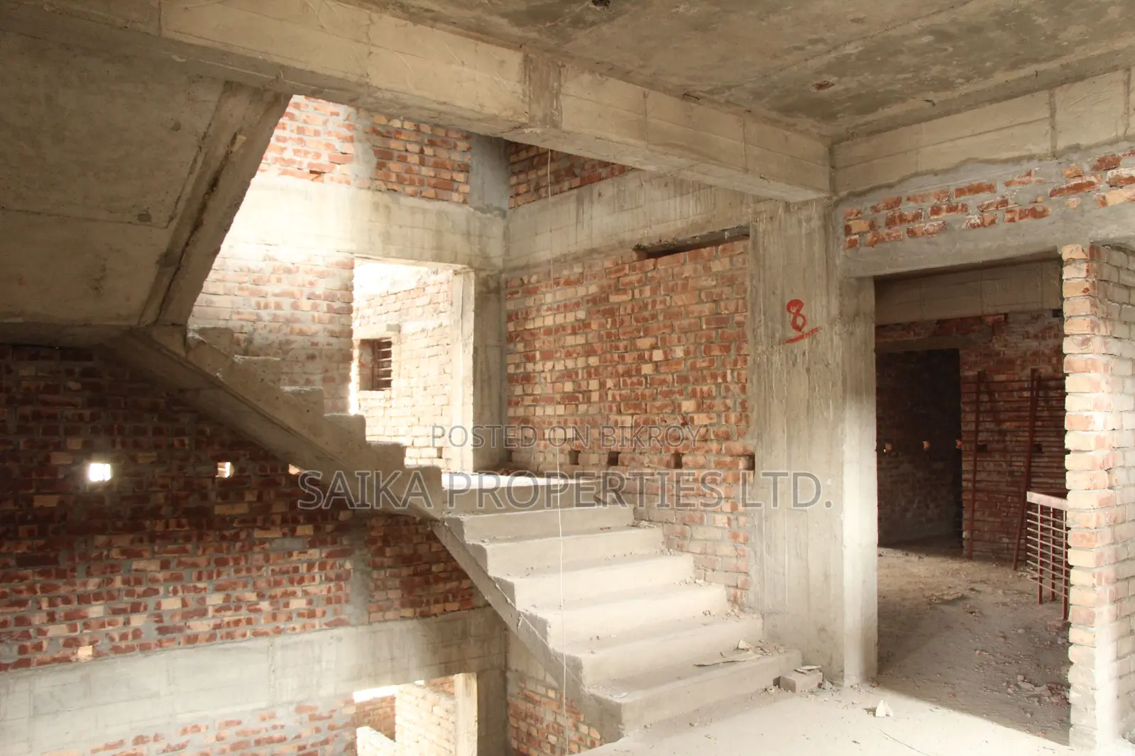 ৩ বেড প্রায় রেডি অ্যাপার্টমেন্ট | ১২৩০ বর্গফুট প্রিমিয়াম লিভিং