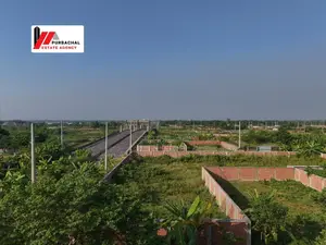 On 160ft, West Facing, 5 Katha Plot In Sec#29
