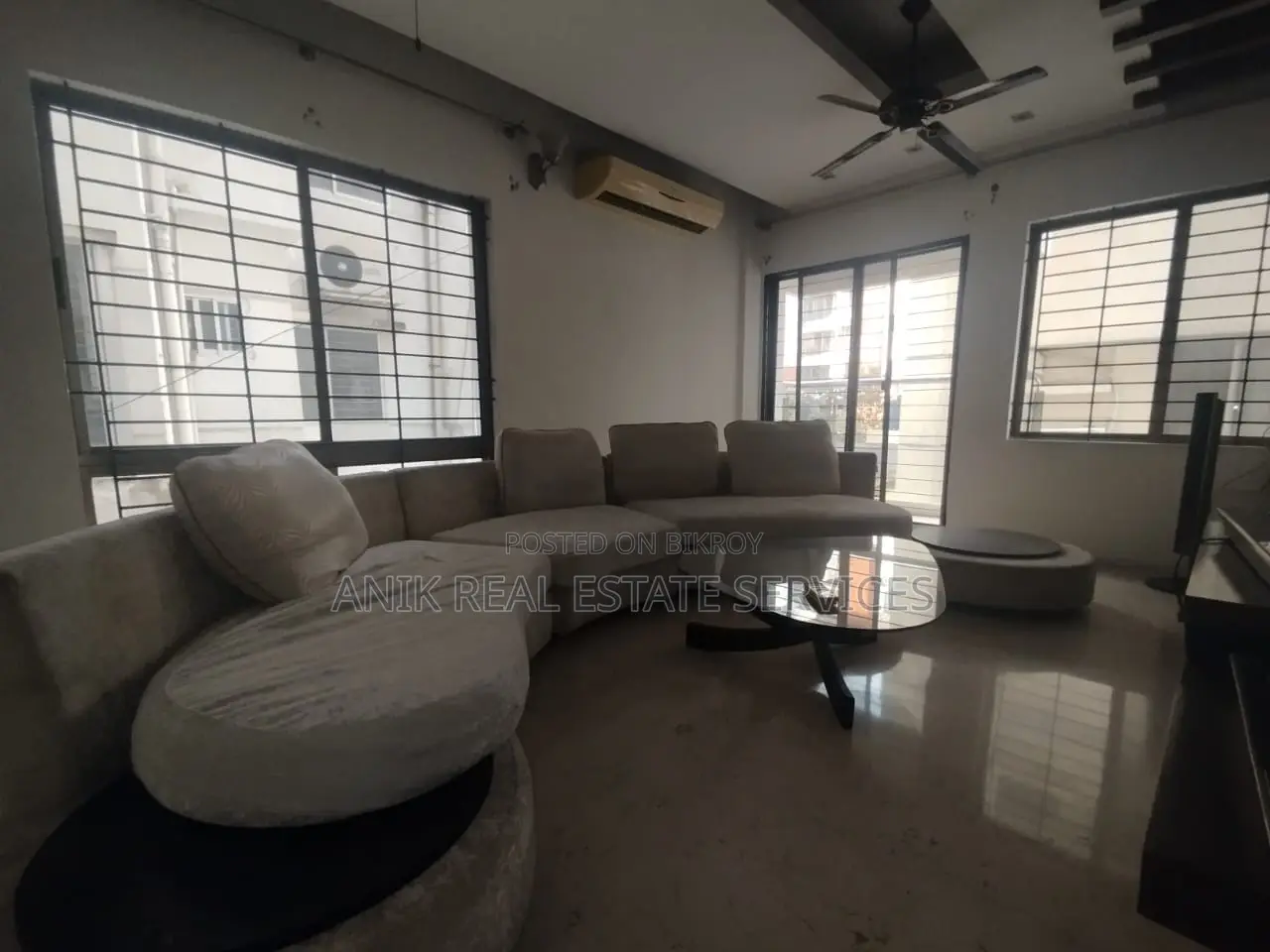 Duplex Good Quality 5000 Sft Full Farnised Flat Rent At Banani