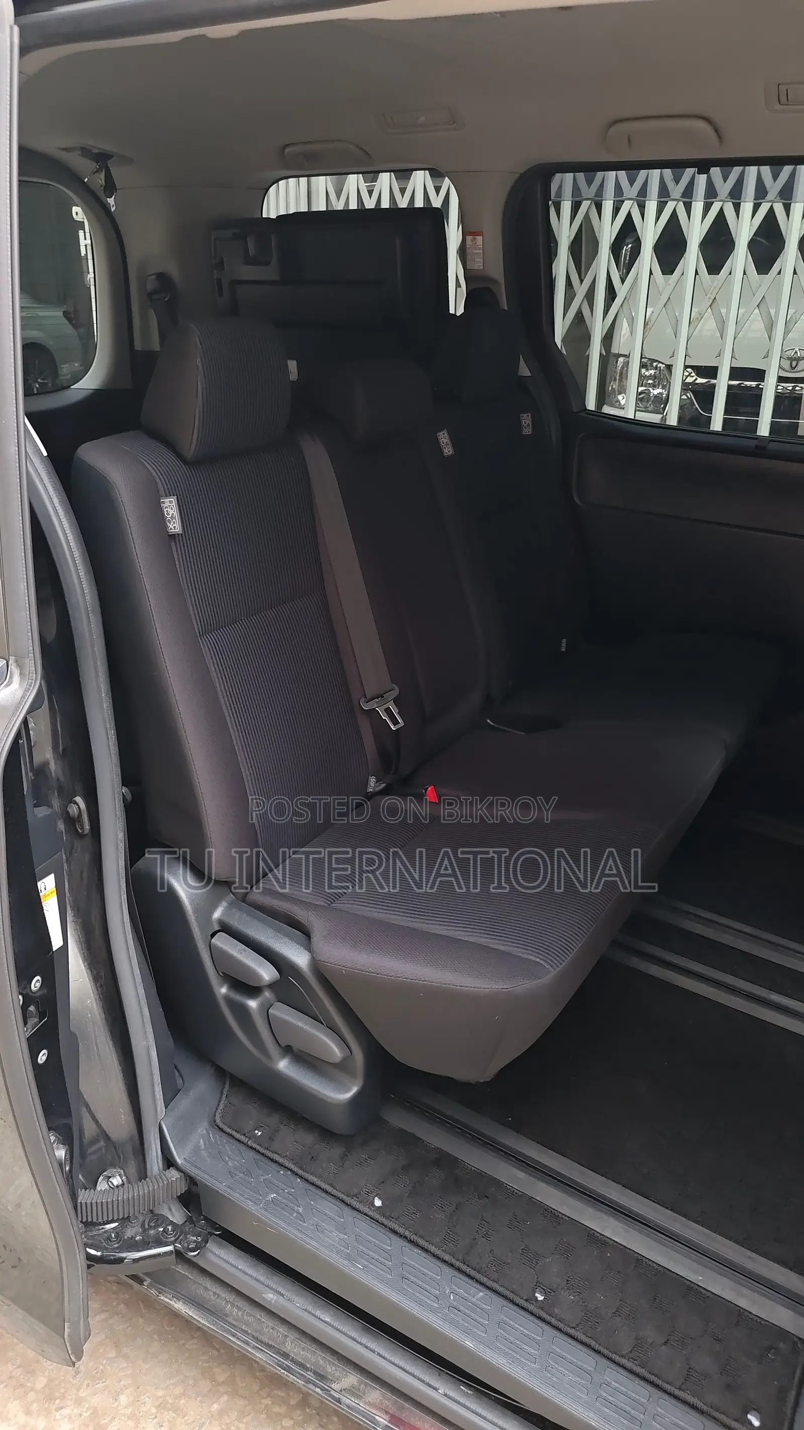 Toyota Noah KEY NON HV 2020
