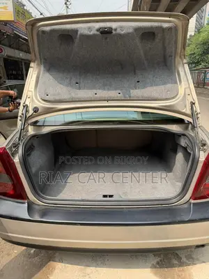 Volvo S80 2002