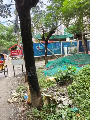 Block=J, 40ft×40ft, S/W Corner 10 Katha Plot Sale