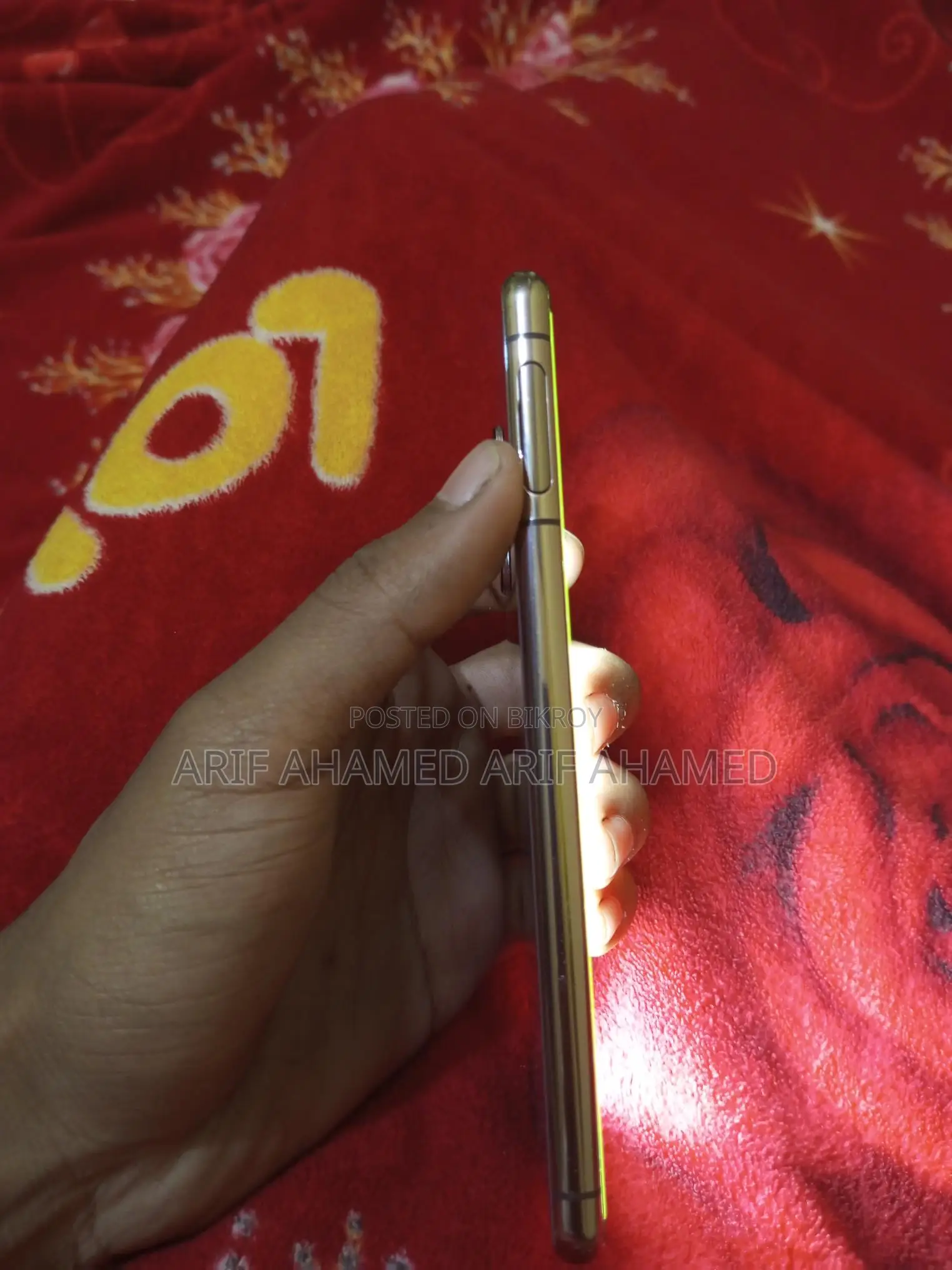 Sony Xperia 5 II . (Used)