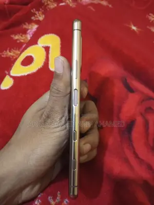 Sony Xperia 5 II . (Used)