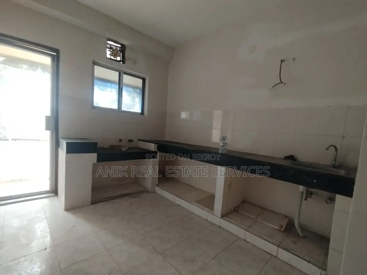 Good Quality 3 Bedroom Un Farnised Flat Rent At Gulshan
