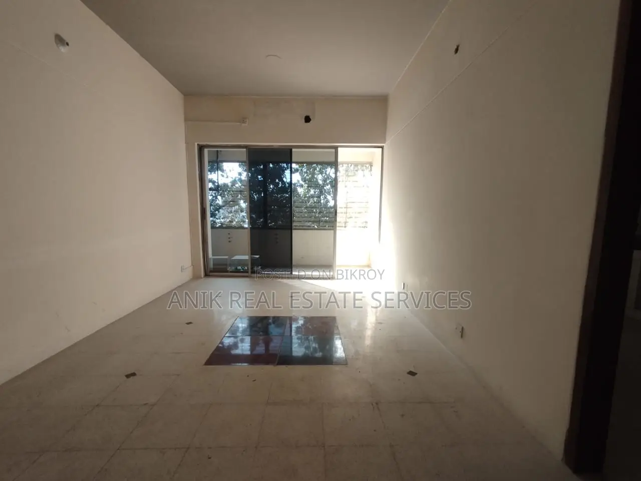 Good Quality 3 Bedroom Un Farnised Flat Rent At Gulshan