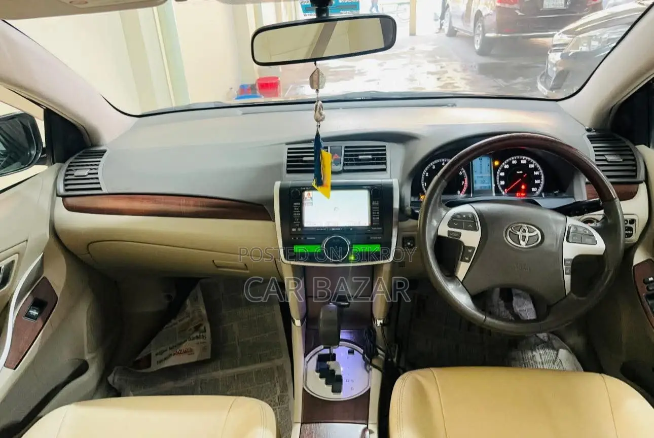 Toyota Premio G Green Selection 2012