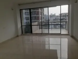 Semi-furnished 4-bedroom 4th-floor flat for rent in Gulshan-1