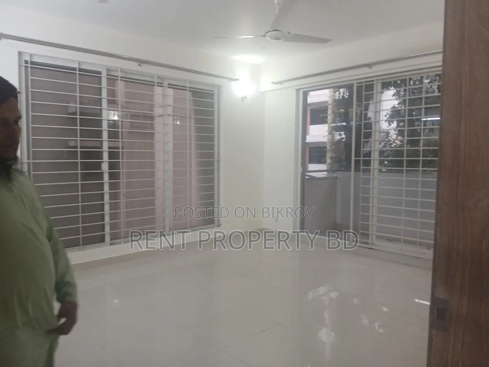 গুলশানে ২৯০০ বর্গফুটের ৩ বেডরুমের সুন্দর অ্যাপার্টমেন্ট ভাড়া হবে