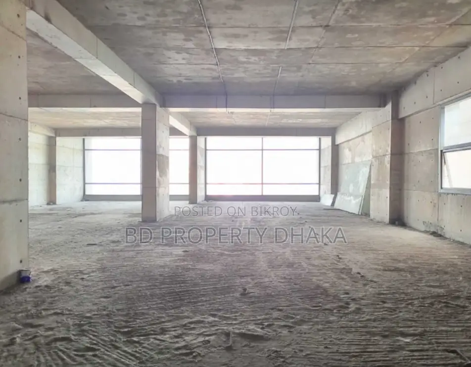 21500 Sqft Brand New Open Commercial Space Rent in Gulshan Avenue