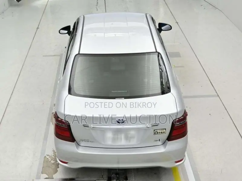 Toyota Axio HYBRID 2021