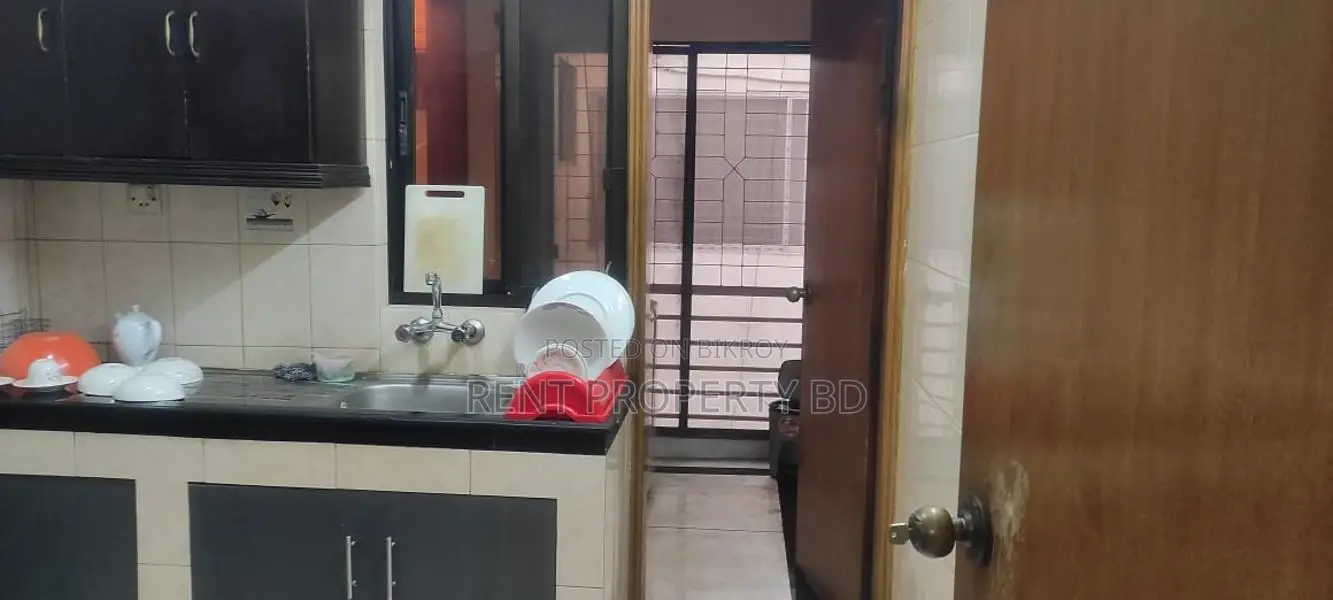 গুলশানে ১৬৫০ বর্গফুটের ফুল ফার্নিশড অ্যাপার্টমেন্ট ভাড়া