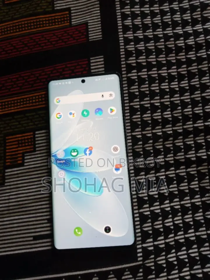 Vivo V27 ভালো ফোন (Used)