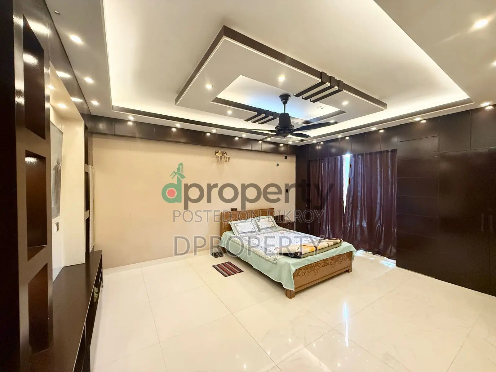 বসুন্ধরায় ভাড়ার জন্য ফার্নিশড ৫ বেডরুমের অ্যাপার্টমেন্ট