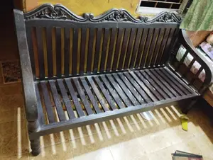 Shilkoroi Wood Sofa