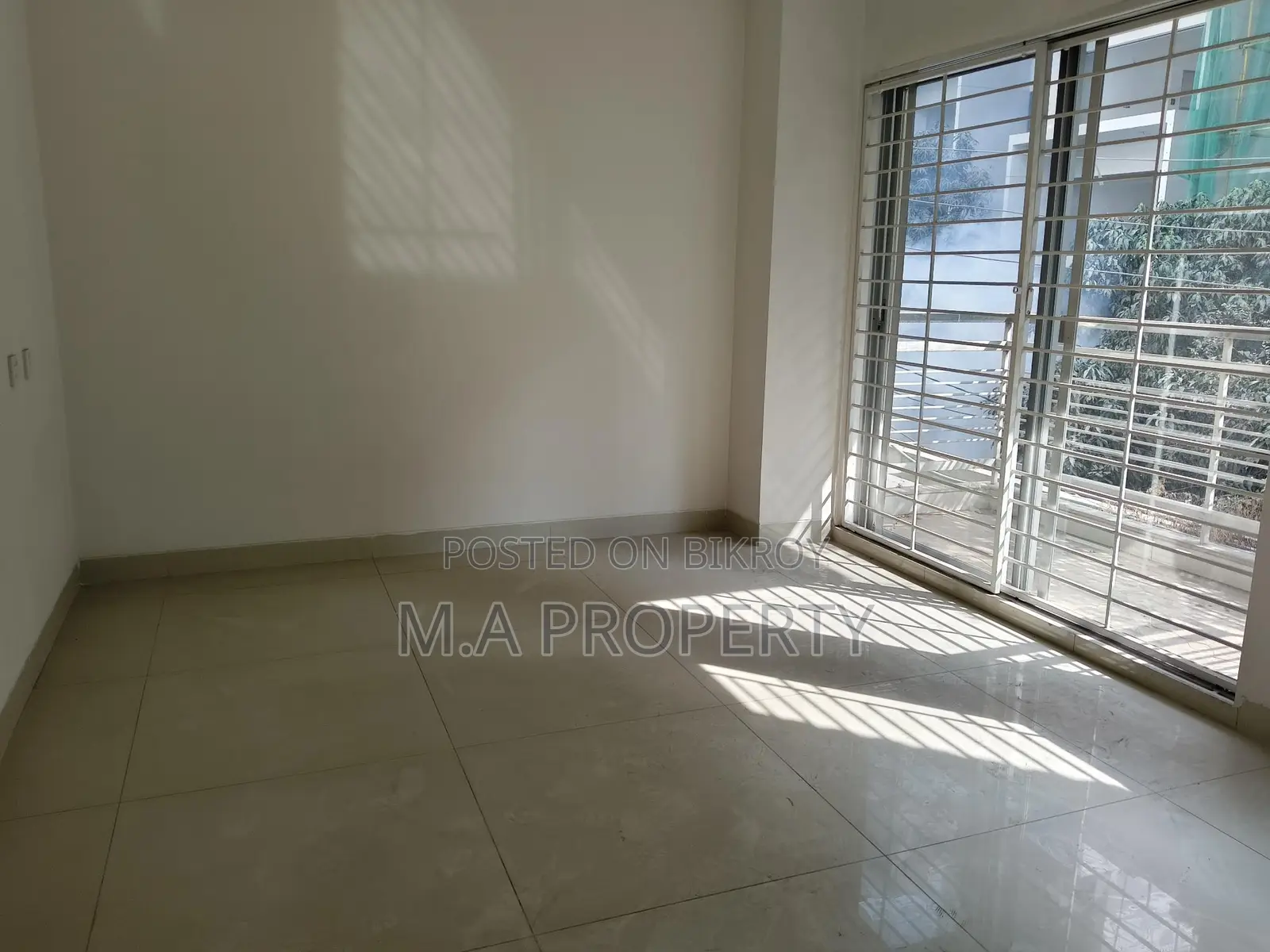 Rent Apartment 4-Bedroom Gulshan North