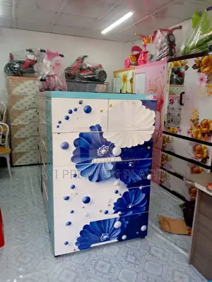 ACI Premio Wardrobe