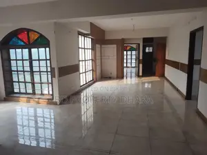 2500 Sqft 4-room office space for rent in Banani