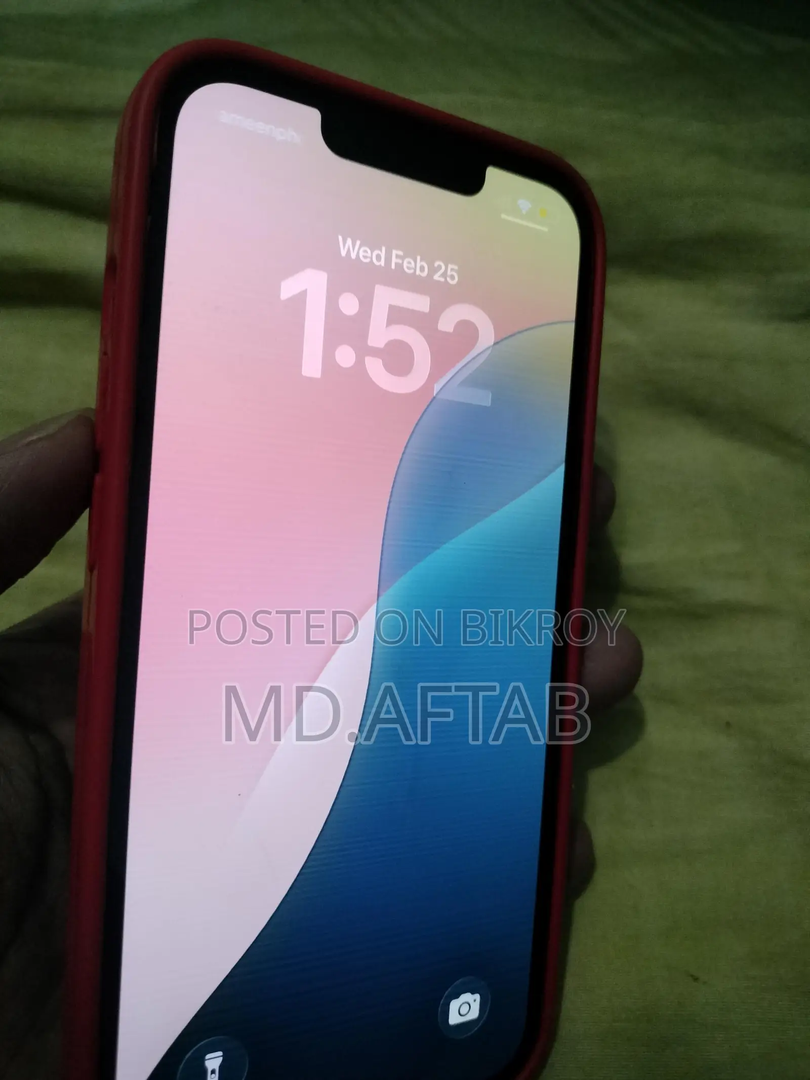 Apple iPhone 14 (Used)