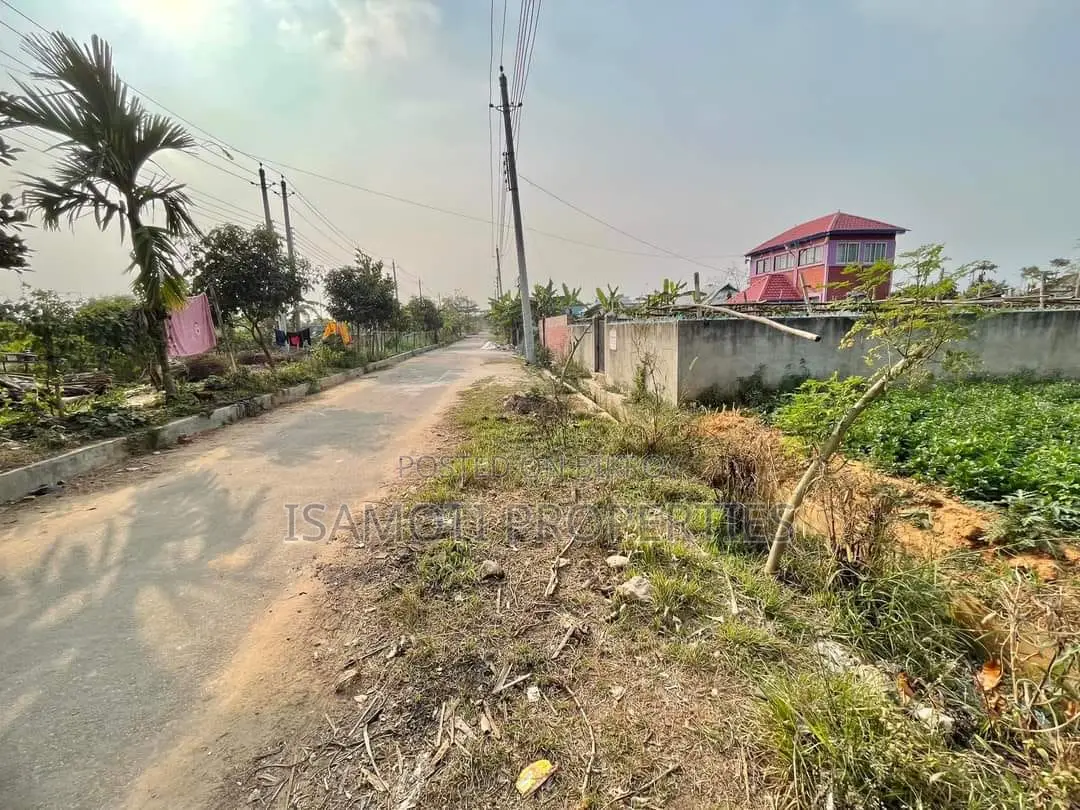 রাজউক উত্তরায় ৬০ ফুট এভিনিউ রোড দক্ষিণমুখী ৩ কাঠার প্লট বিক্রয়
