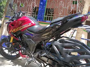 Honda Hornet 2.0 2025