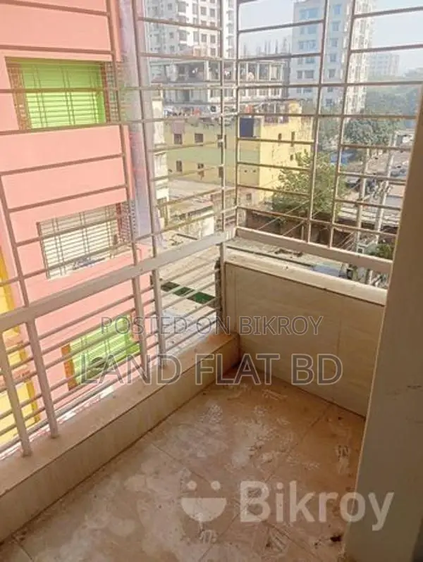 3-Bedroom Ready Flat for Sale @ 960 Sq. Ft.