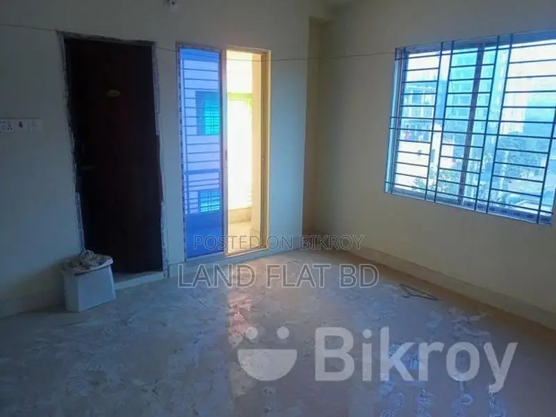 3-Bedroom Ready Flat for Sale @ 960 Sq. Ft.