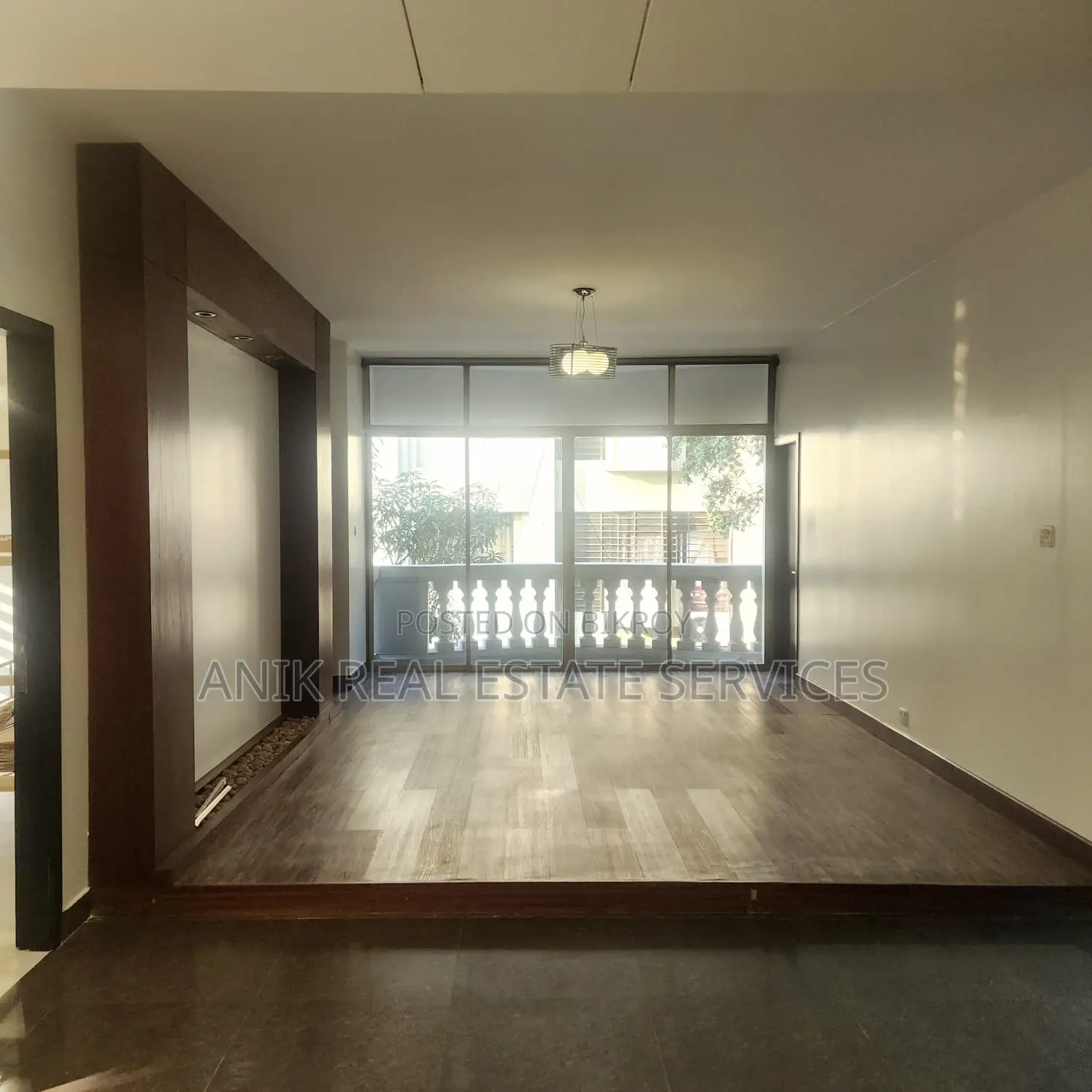 Good Quality Semi Furnished 3 Bedroom Flat Rent At Gulshan 2 North