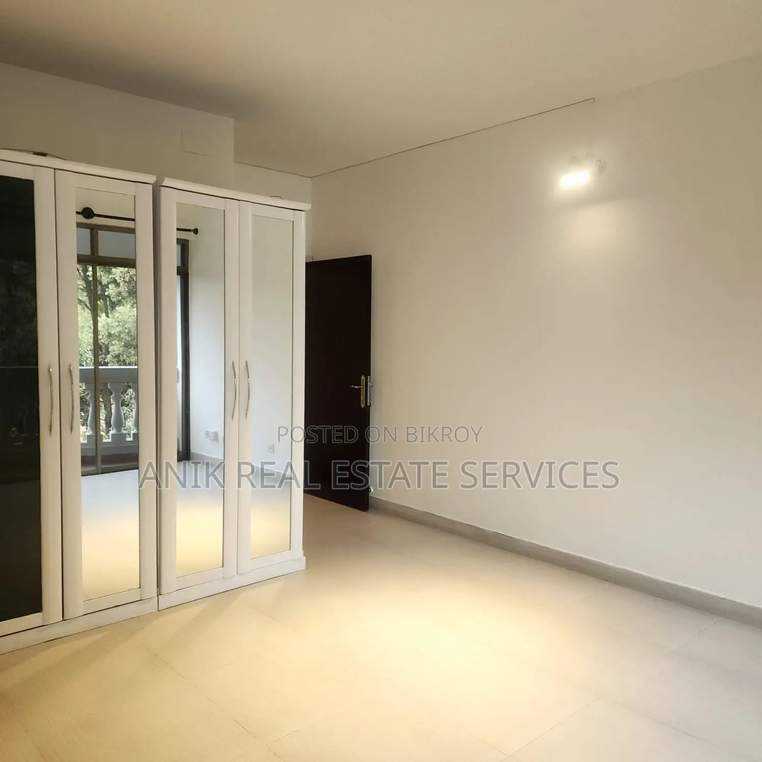 Good Quality Semi Furnished 3 Bedroom Flat Rent At Gulshan 2 North