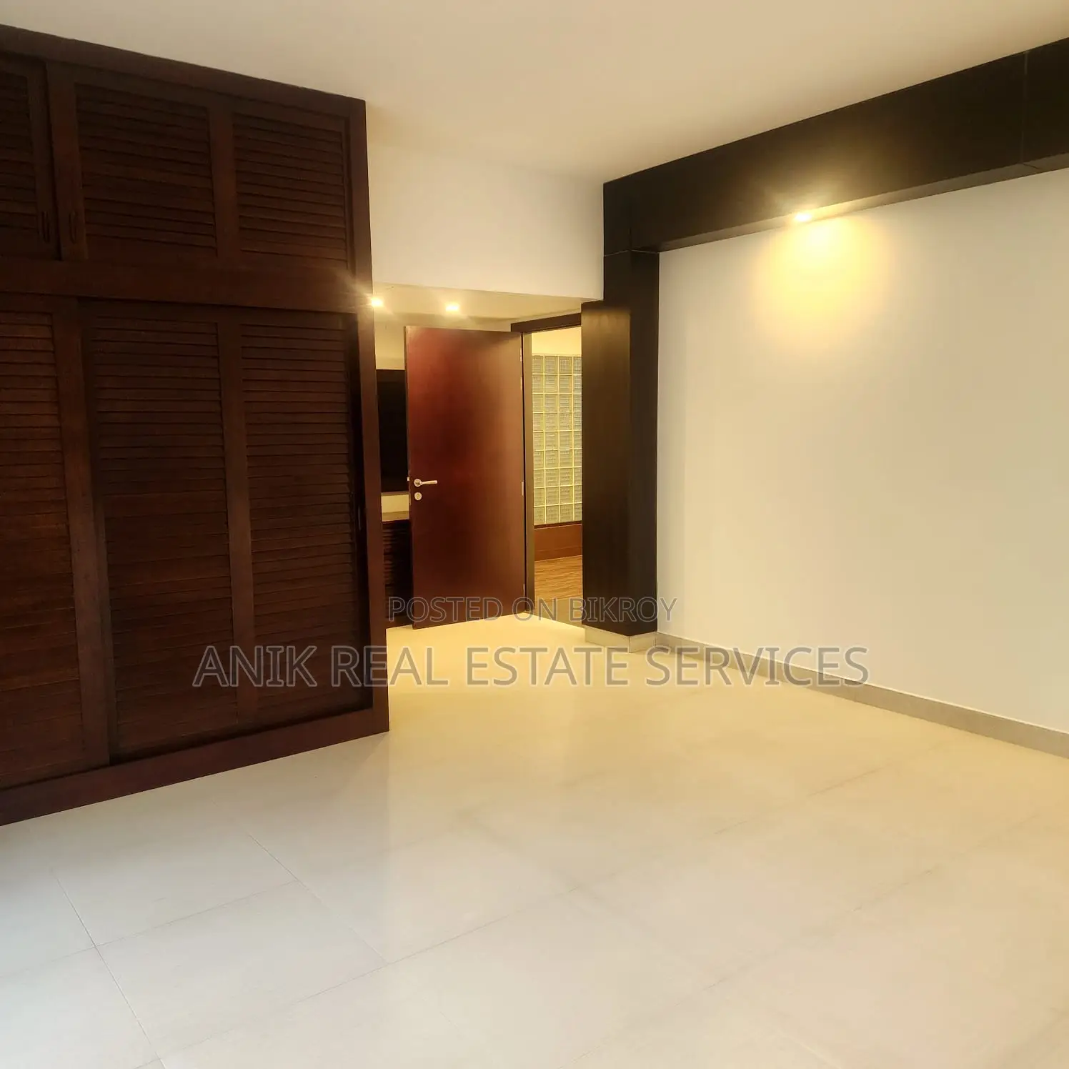 Good Quality Semi Furnished 3 Bedroom Flat Rent At Gulshan 2 North