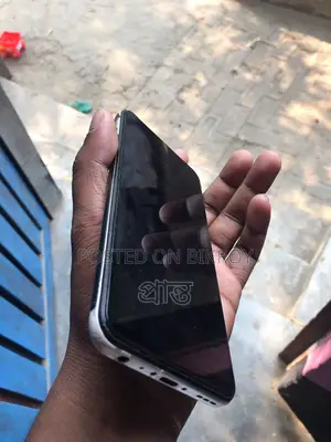 Vivo Y50 4/64 (Used)