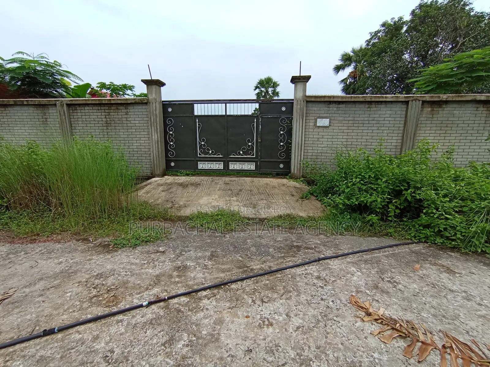 Near Play-Lot, 5 Katha Plot In Sec#30