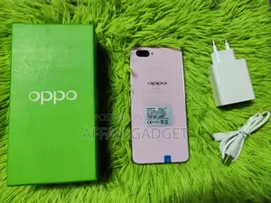 Oppo A3s 32 GB Pink