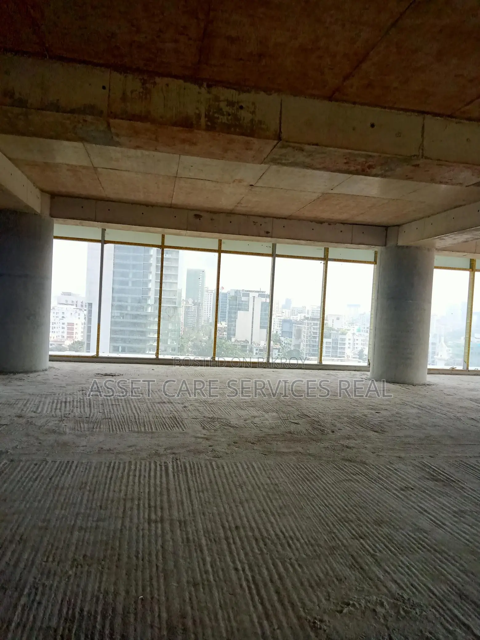100% Commercial Open Space For Rent Gulshan Avenue