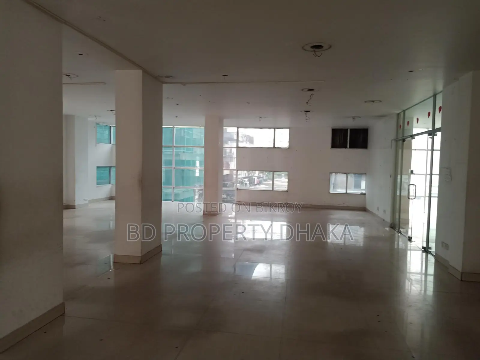 2500 Sqft Open Commercial Space Rent in Gulshan Avenue