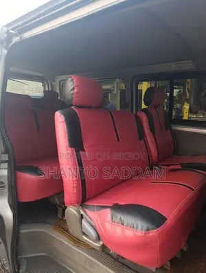 Toyota Hiace 2010