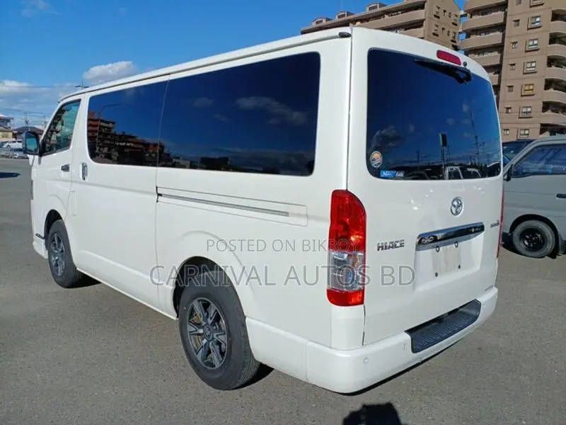 Toyota Hiace SUPER GL DARK PRIME 2021