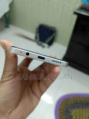 Vivo y100 8/128 (Used)