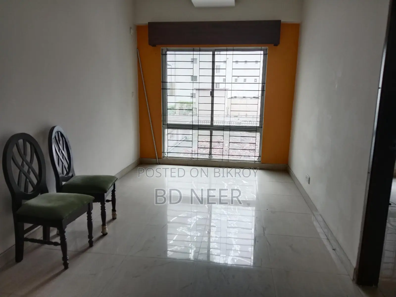 বনানীতে ৩ বেডরুমের ভালো আনফার্নিশড অ্যাপার্টমেন্ট ভাড়ার জন্য উপলব্ধ