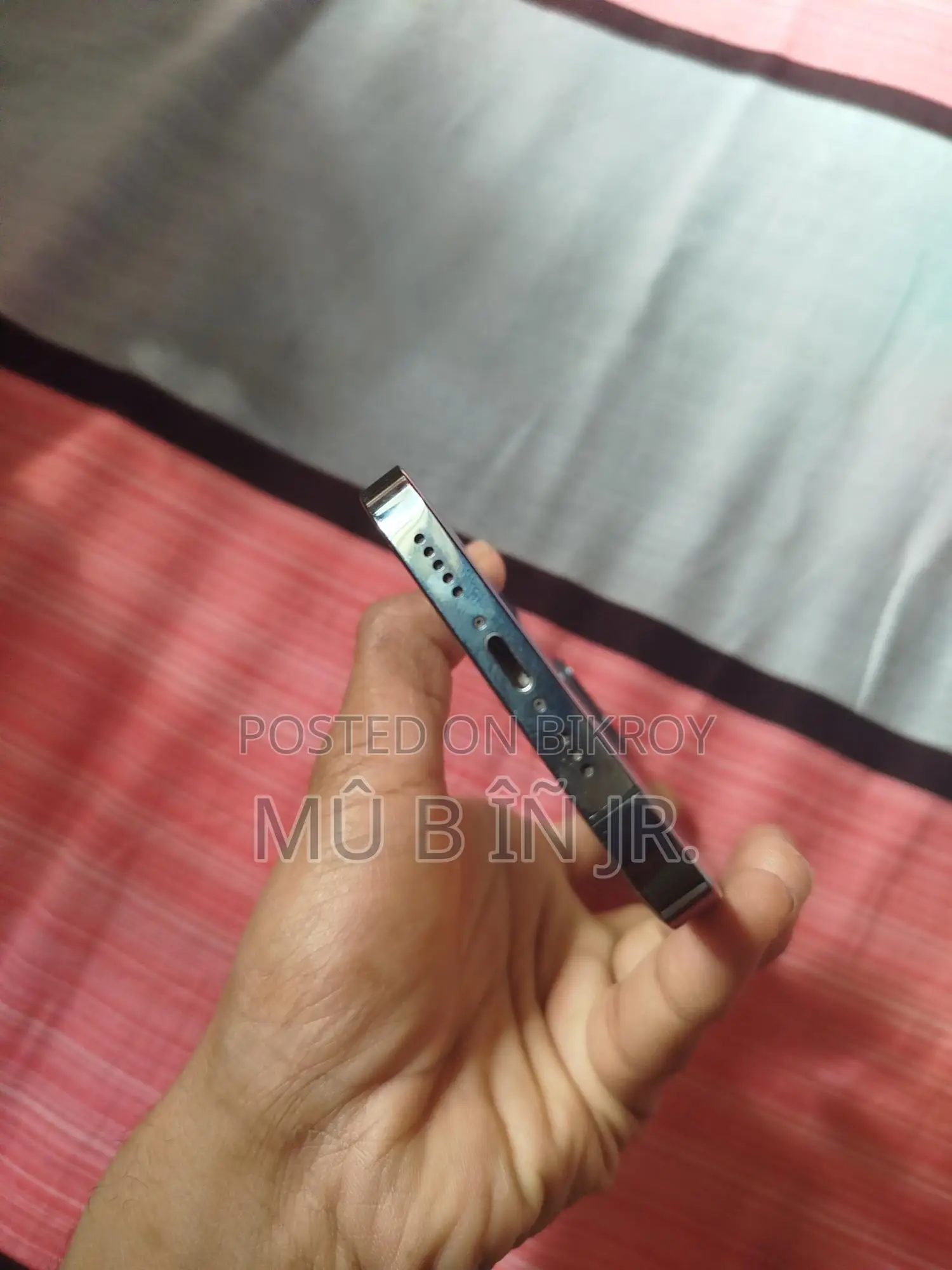 Apple iPhone 12 Pro . (Used)