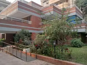 গুলশান-২ এ ৫৫০০ বর্গফুটের বাসা ভাড়া