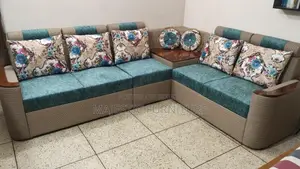 সোফা সেগুন এম # ৫৭১