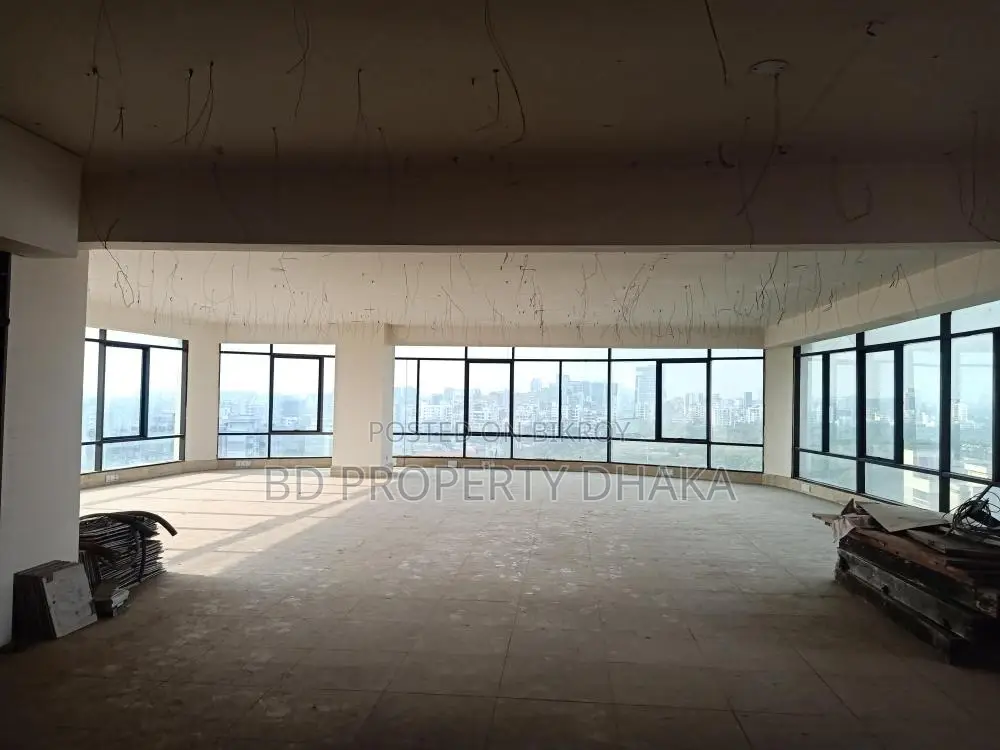 5800 Sqft Open Commercial Space Rent in Mohakali