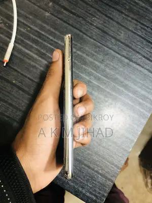Motorola One 4/64 (Used)