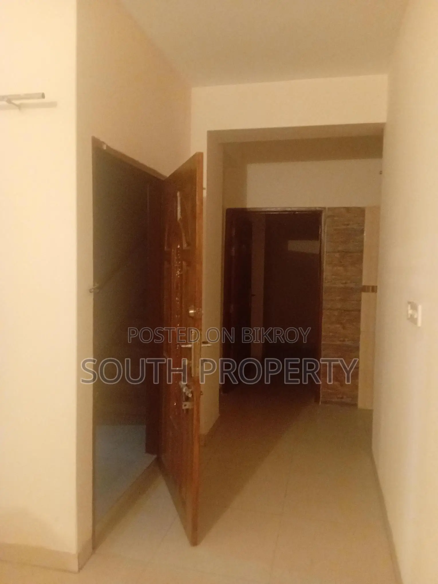 Ready used 1550 sft flat sale at Khilgaon Reazbagh